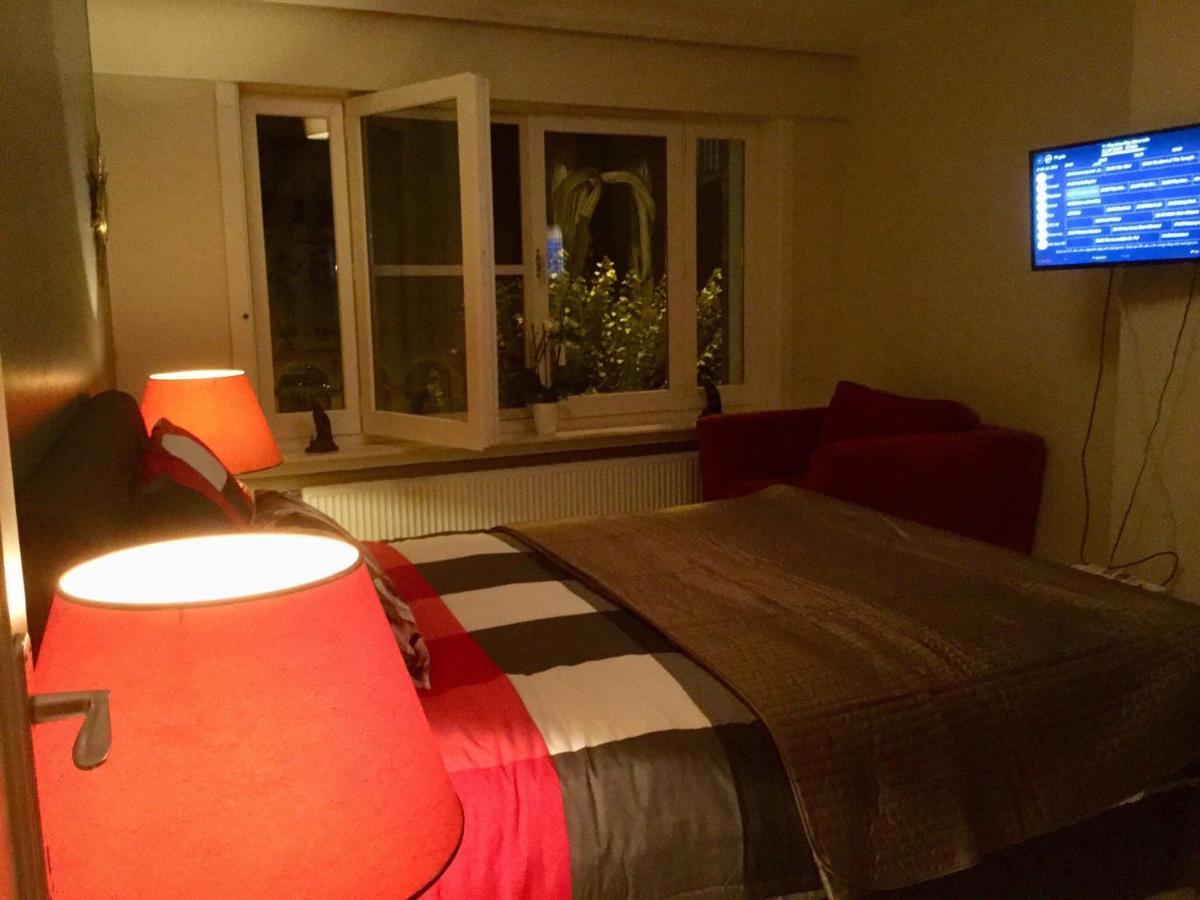 איפר B&B East&West מראה חיצוני תמונה